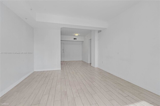 Foto del edificio - 2 br, 2 bath Condo - 321 NE 26th St Unit 907