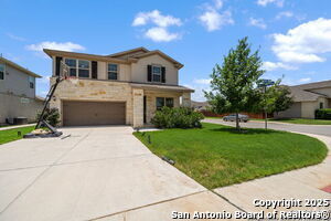 Building Photo - 2302 Castello Wy