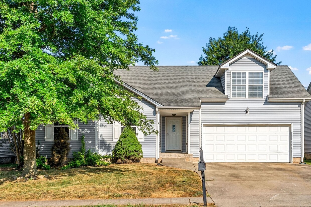 Foto principal - Lovely Home in Arbor Greene Neighborhood w...