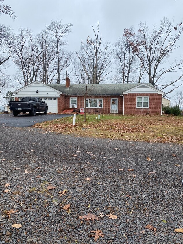 Foto principal - 237 Morwood Rd