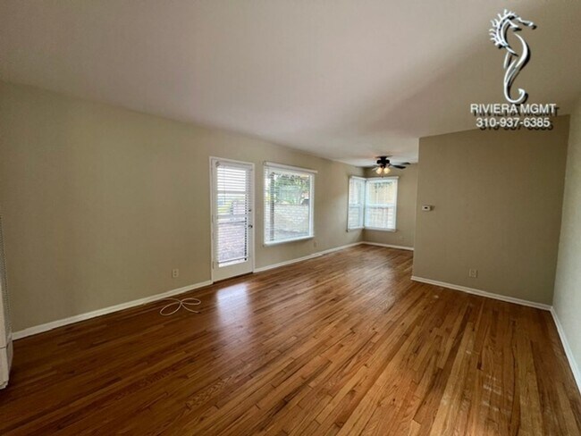 Building Photo - 3BR 1.5BA House in the Hollywood Riviera