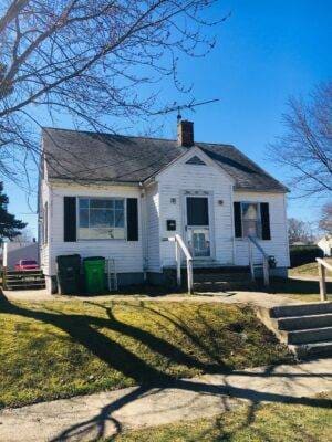 Building Photo - 929 Devine St
