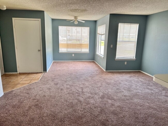 Building Photo - 2Bed/2Bath Condo available at  Villas Del ...