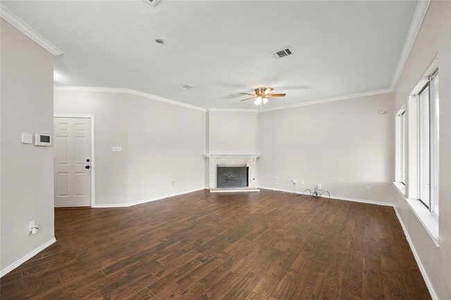 Foto del edificio - 13217 Rochester Ln