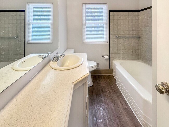 Foto del edificio - 30 Ridgewood St