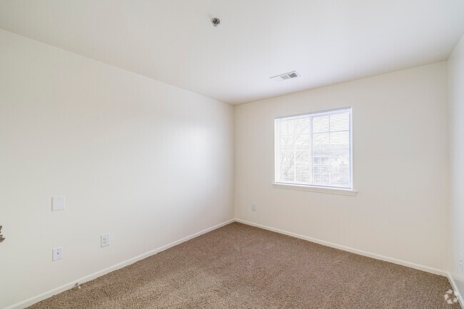 The Meade - 2BR, 1BA - 803SF - Second Bedroom - Meadows at Salem Run