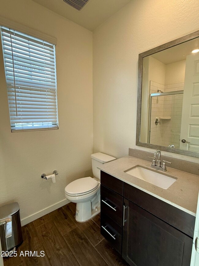 Building Photo - 938 E Danbury Dr