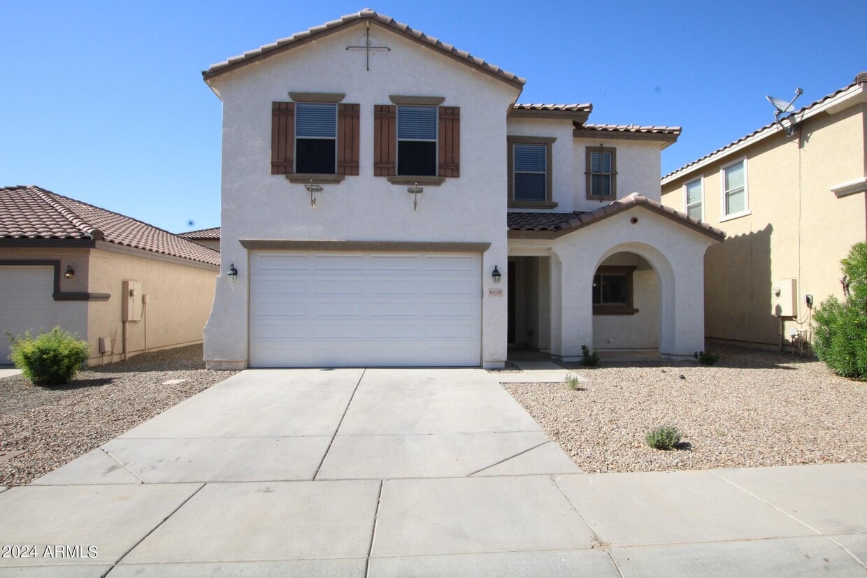 Foto principal - 6332 W Beverly Rd