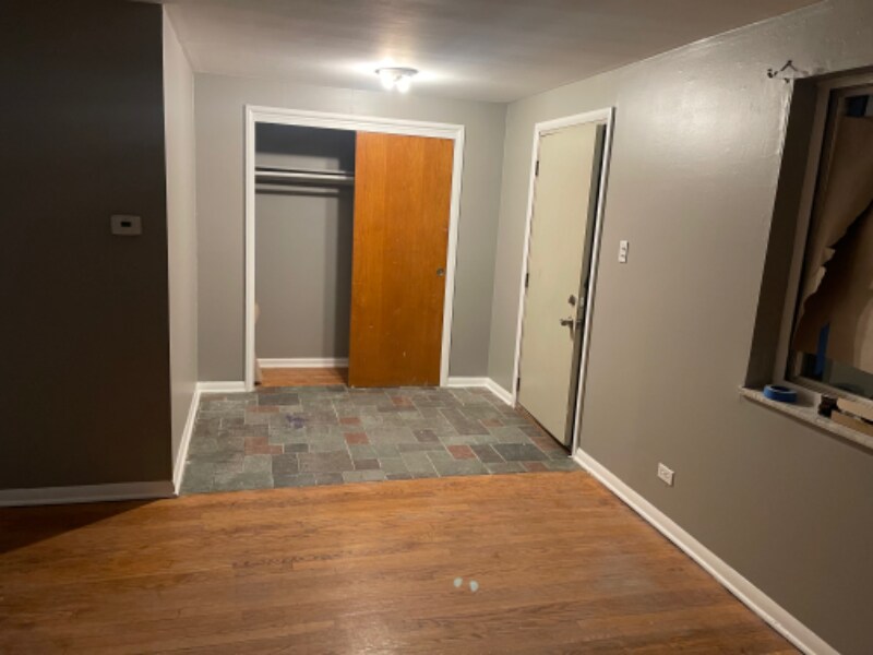Foto principal - 14530 Halsted St