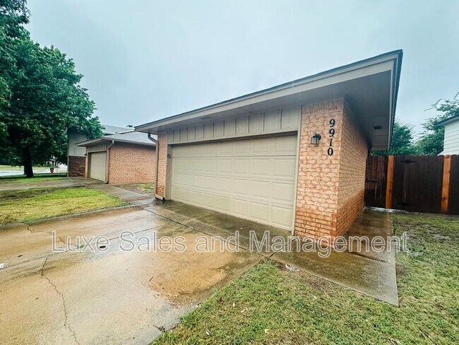 Foto del edificio - 9910 Mashburn Blvd