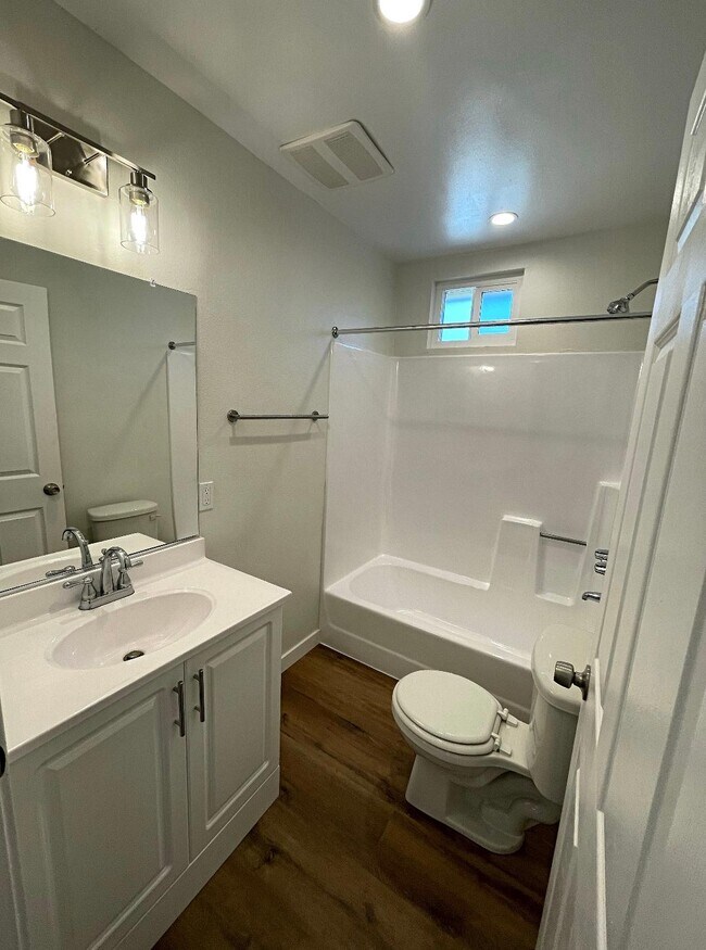 Bathroom - 5721 Case Ave