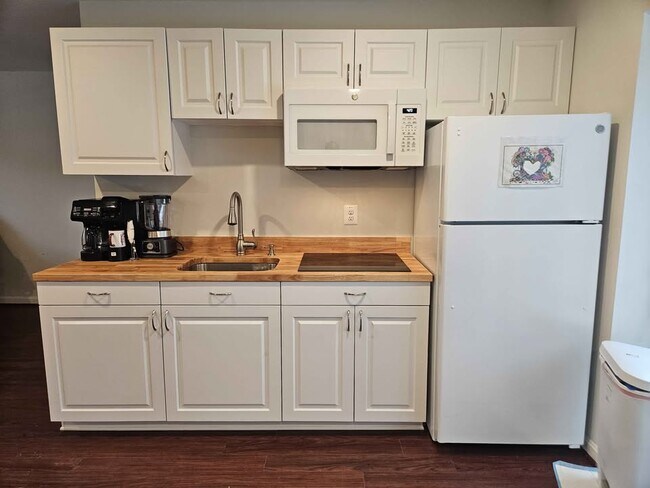 Foto del edificio - 207 N Cameron St