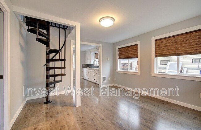 Foto del edificio - 2306 E 27th St