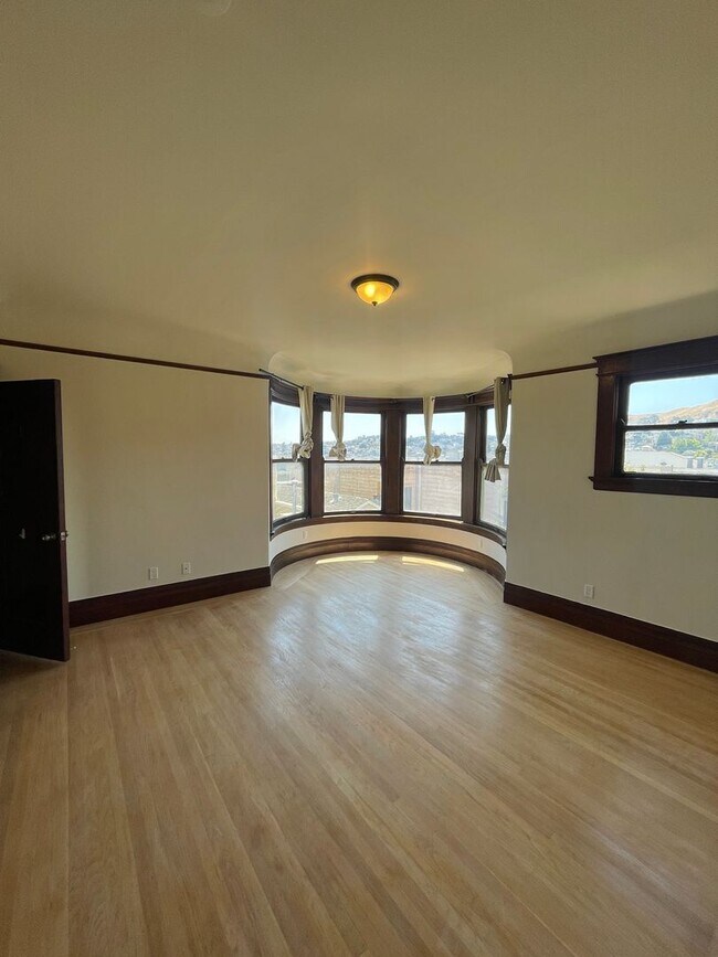 Foto del edificio - 111 Cypress St