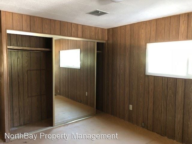 Building Photo - 2 br, 2 bath House - 224 Monarch Ct.