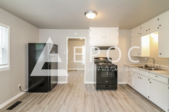 Foto del edificio - 704 Tiffin Ave