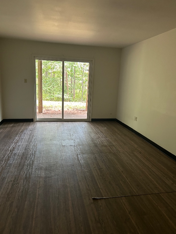 Building Photo - 135 Hatton Ln
