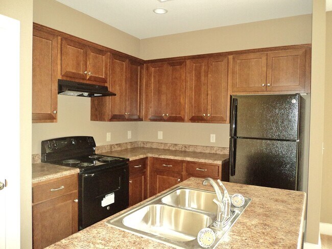Foto del edificio - Home Available for Rent in Margaret - COMI...