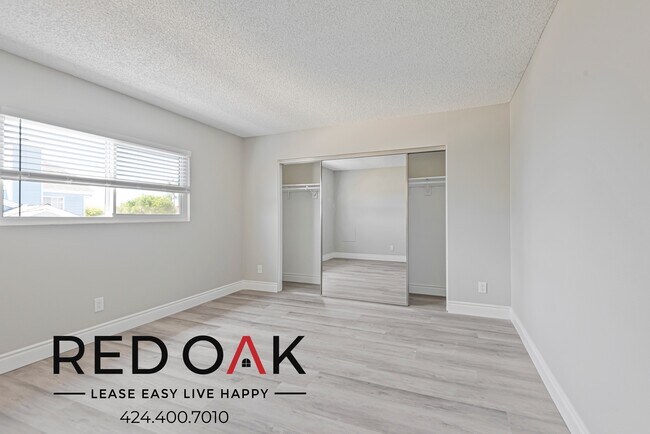 Foto del edificio - Cheerful and Sun-Drenched One Bedroom with...