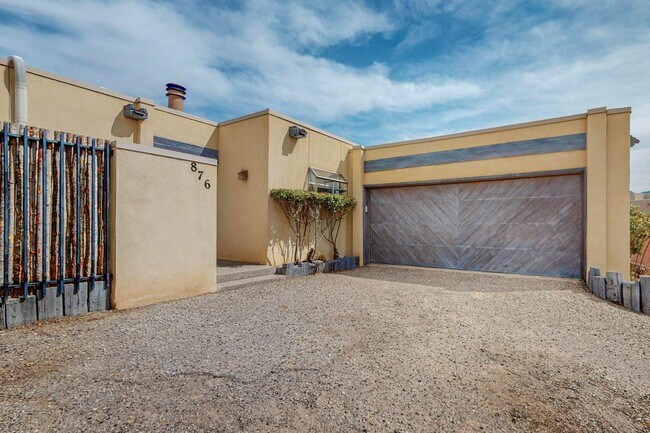 Foto del edificio - 876 Tramway Ln Ct NE
