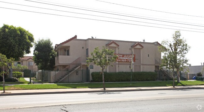 Foto del edificio - Heritage Park Apartments