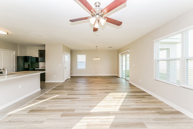 Building Photo - 15231 Agave Grove Pl