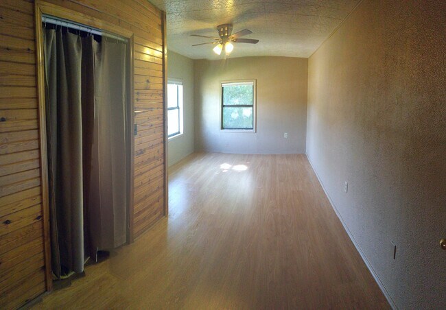 Foto del edificio - 15314 E Hwy 12