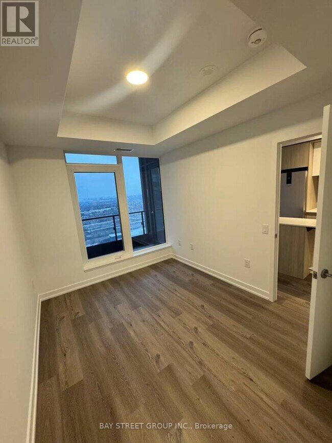 Building Photo - 395 Square One Dr