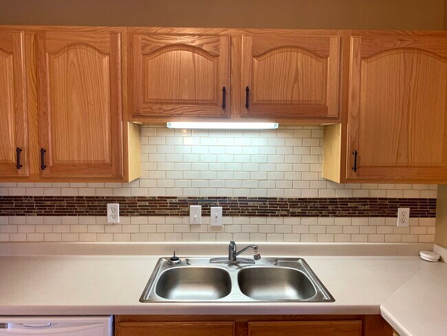 Building Photo - 16510 Tranquility Ct SE