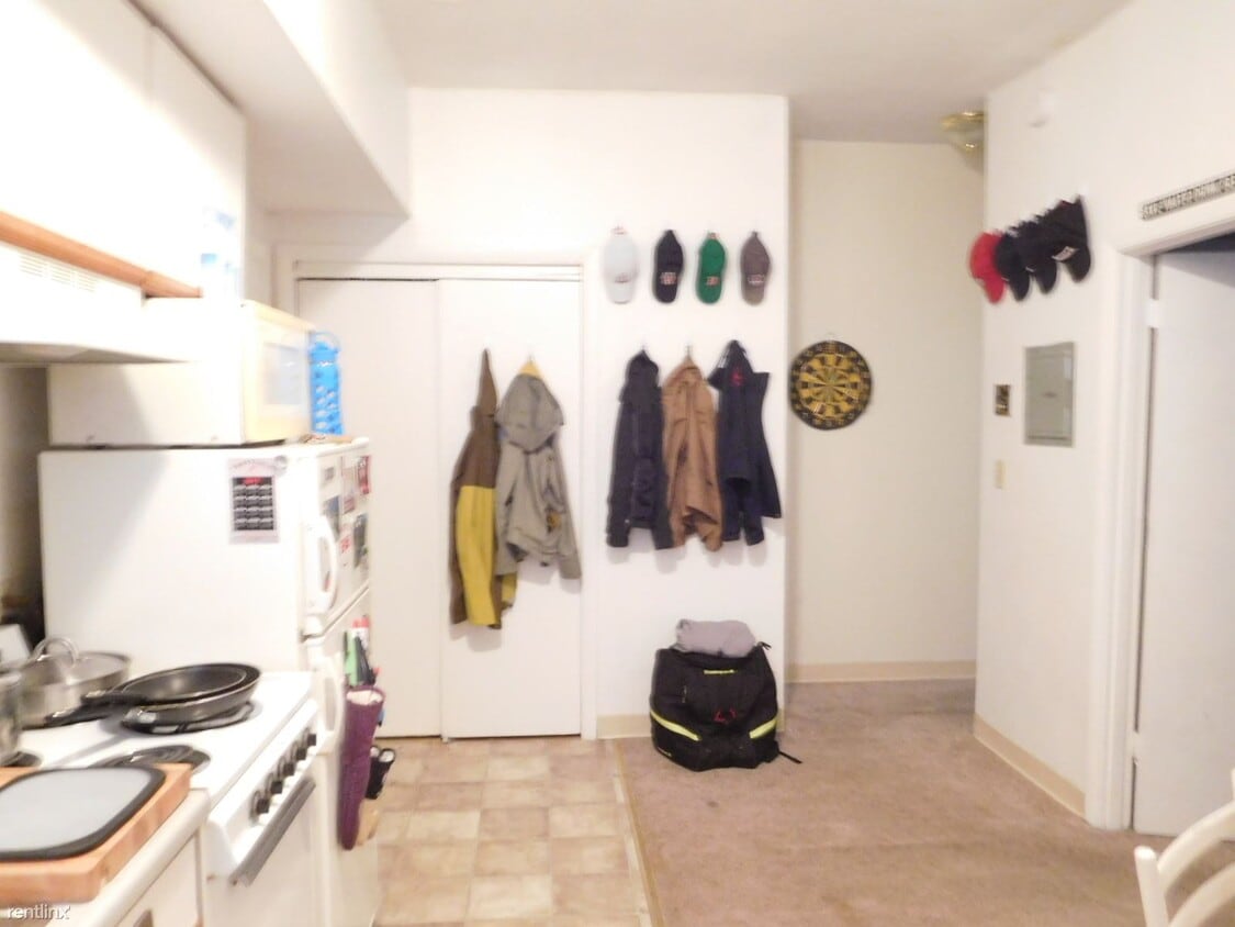 Building Photo - Studio, 1 bath  - 36 S Huntington Ave # 4