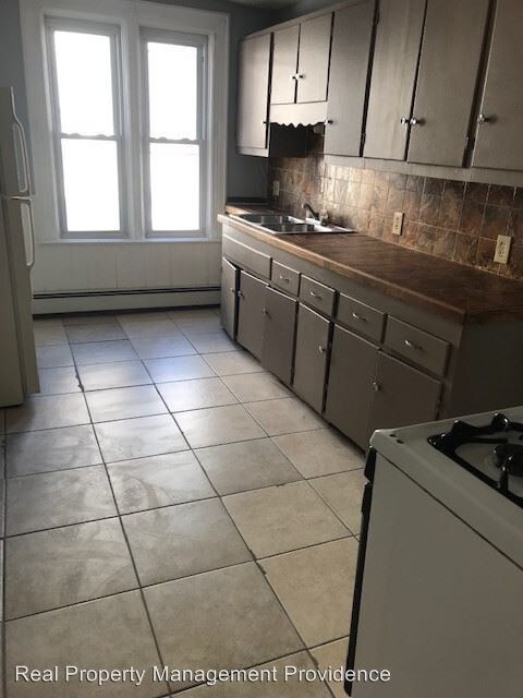 Building Photo - 87 Central Ave