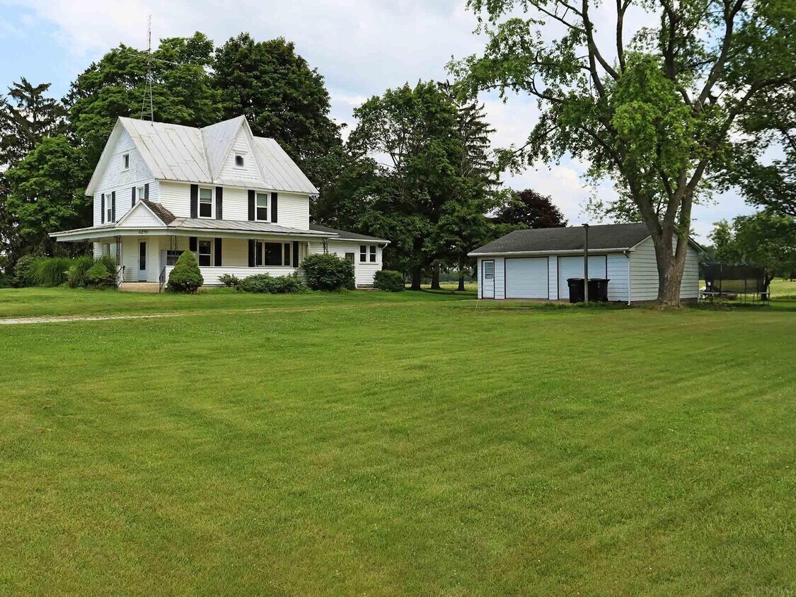 6270 W Bachelor Rd, Orland, IN 46776 House Rental in Orland, IN
