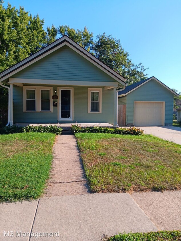 Primary Photo - 3 br, 1 bath House - 1239 Park Street