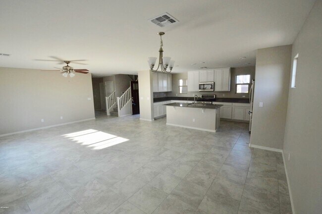 Photo - 2920 S Washington St House