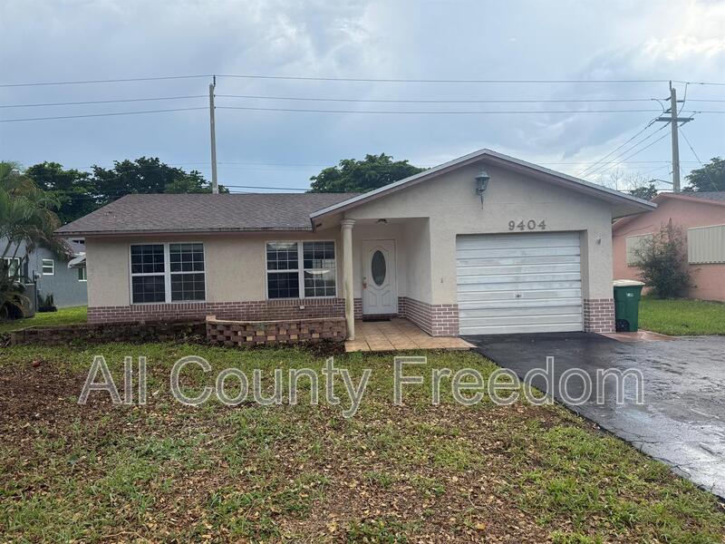Primary Photo - 9404 NW 70th St