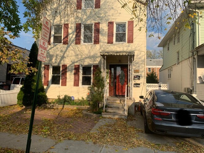 Building Photo - 343 Berkeley Ave