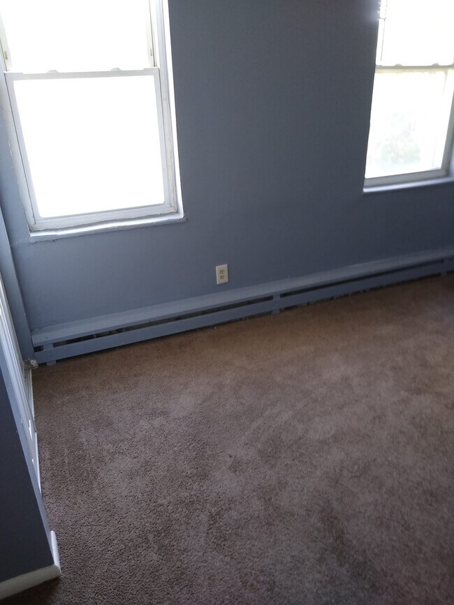 Building Photo - 1646 Pulte St