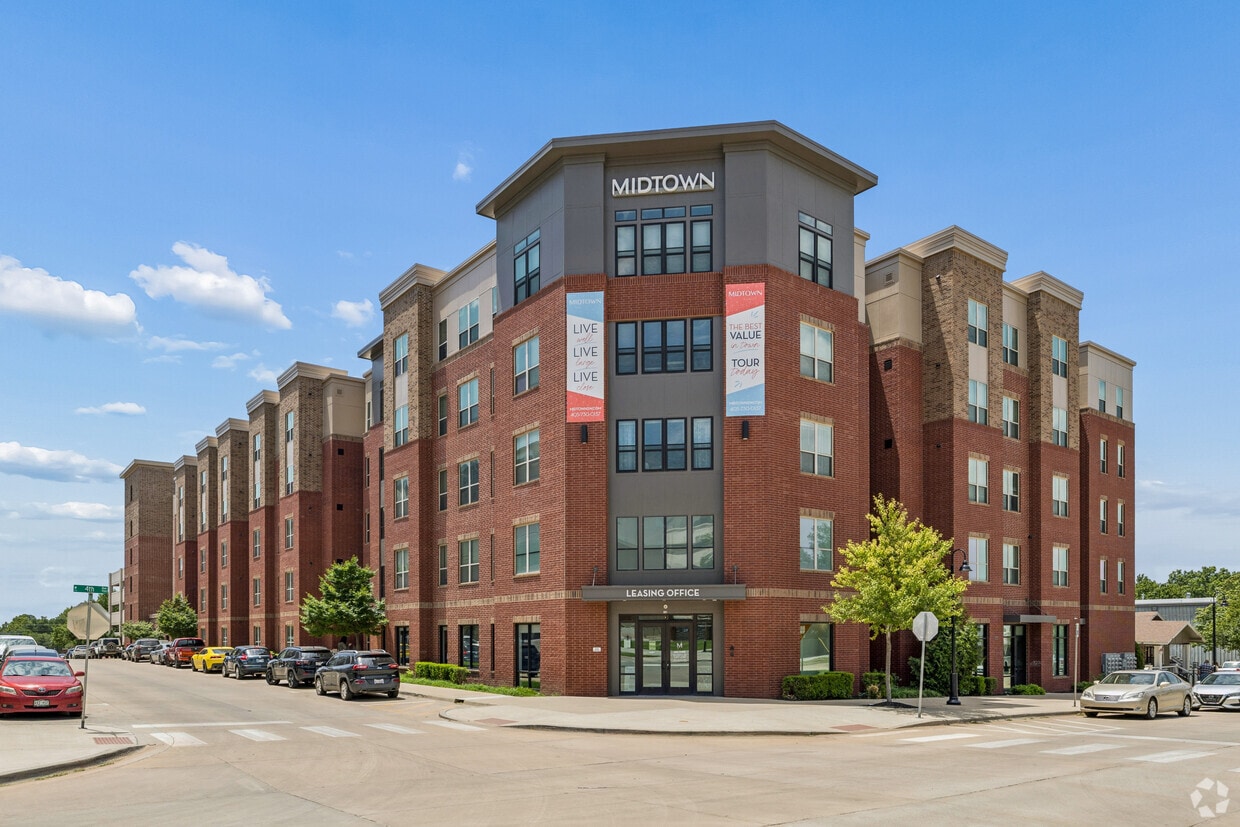 Building Photo - Midtown Stillwater