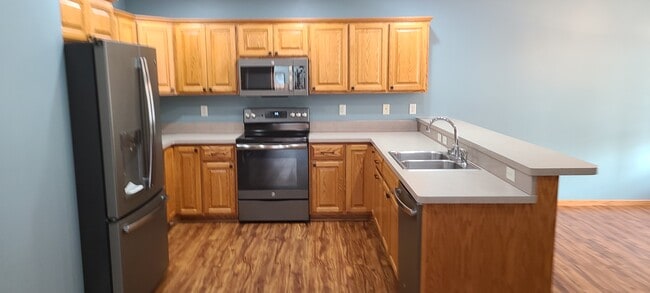 Kitchen - 701 Cork Xing