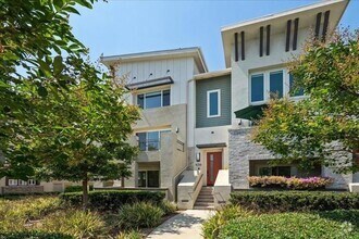 Building Photo - 6108 Colt Pl