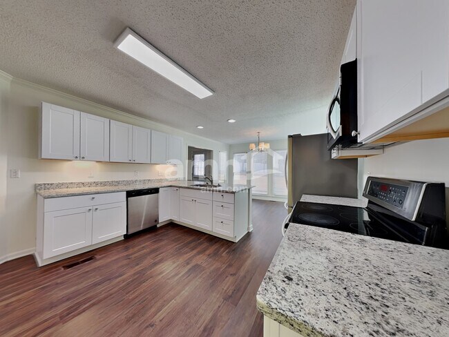 Foto del edificio - 5306 Tower Rd