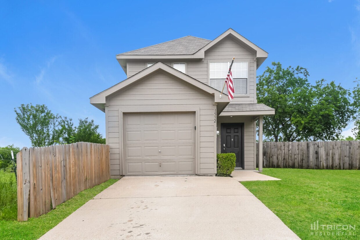 1532 Pine Lane Fort Worth TX House for Rent in Fort Worth, TX