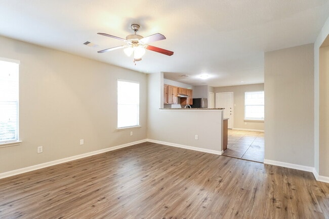 Foto del edificio - 21610 Forestlight Ct