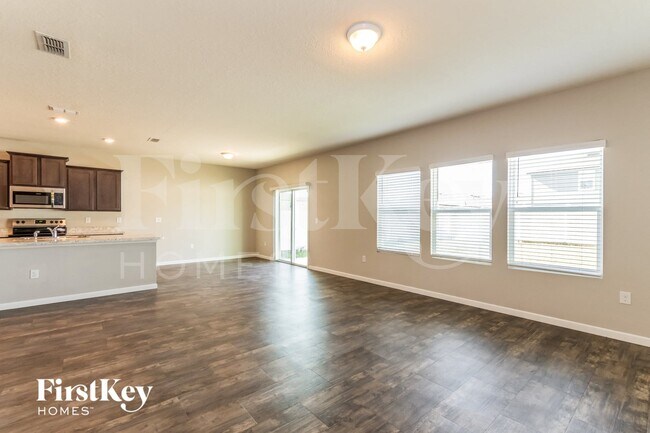 Building Photo - 8369 Cape Fox Dr