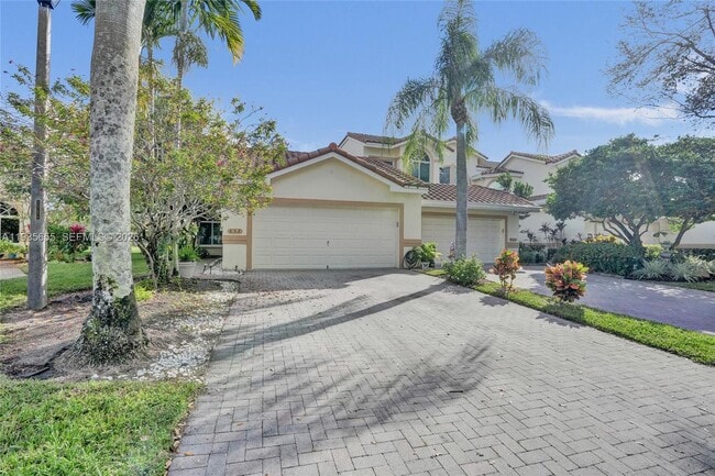 Building Photo - 652 W Palm Aire Dr