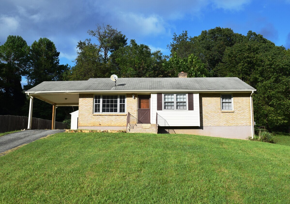 1108 Ardmore Dr, Lynchburg, VA 24501 House Rental in Lynchburg, VA