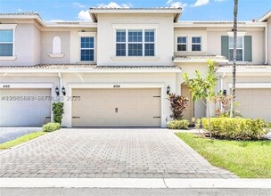 Building Photo - 4164 Ficus St