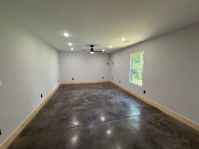 Foto del edificio - NEW CONSTRUCTION Brick Home