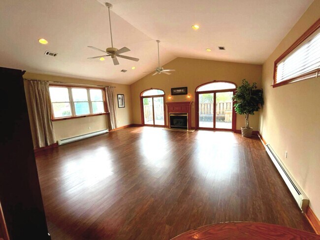 Foto del edificio - 712 Macdade Blvd