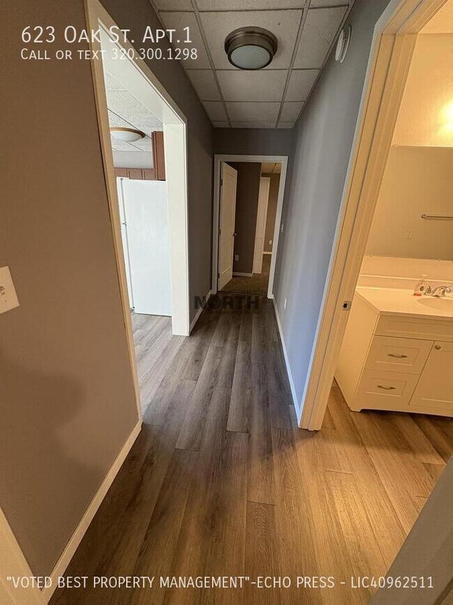 Foto del edificio - 623 Oak St
